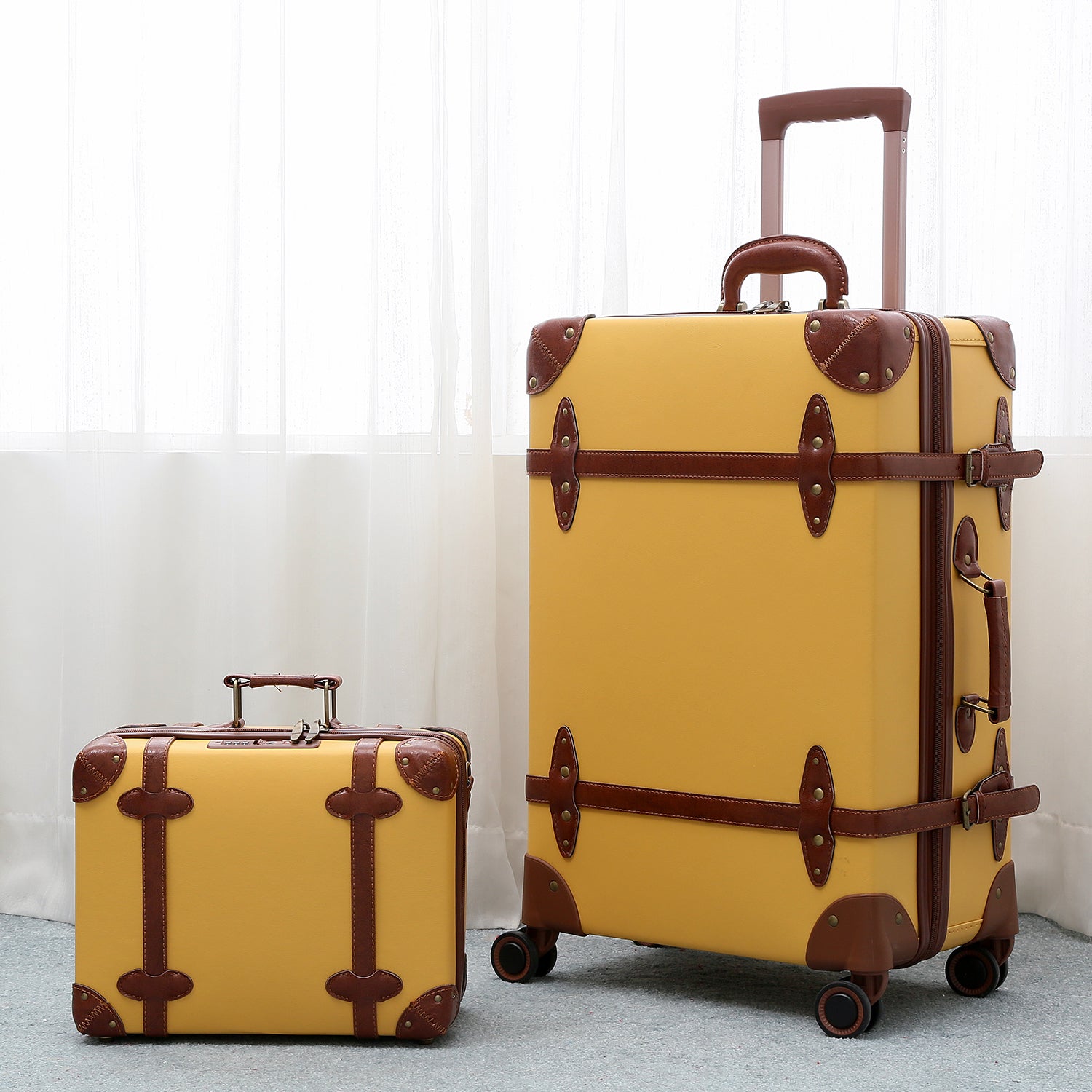 urecity Luggage Set on Wheels Vintage Cute Travel Retro Carry Ons