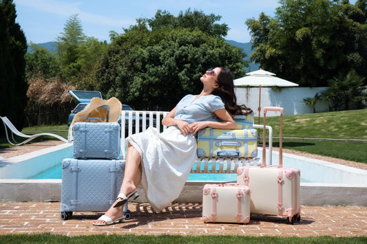 Elevate Your Travels with 18-Inch Vintage Carry-On Luggage